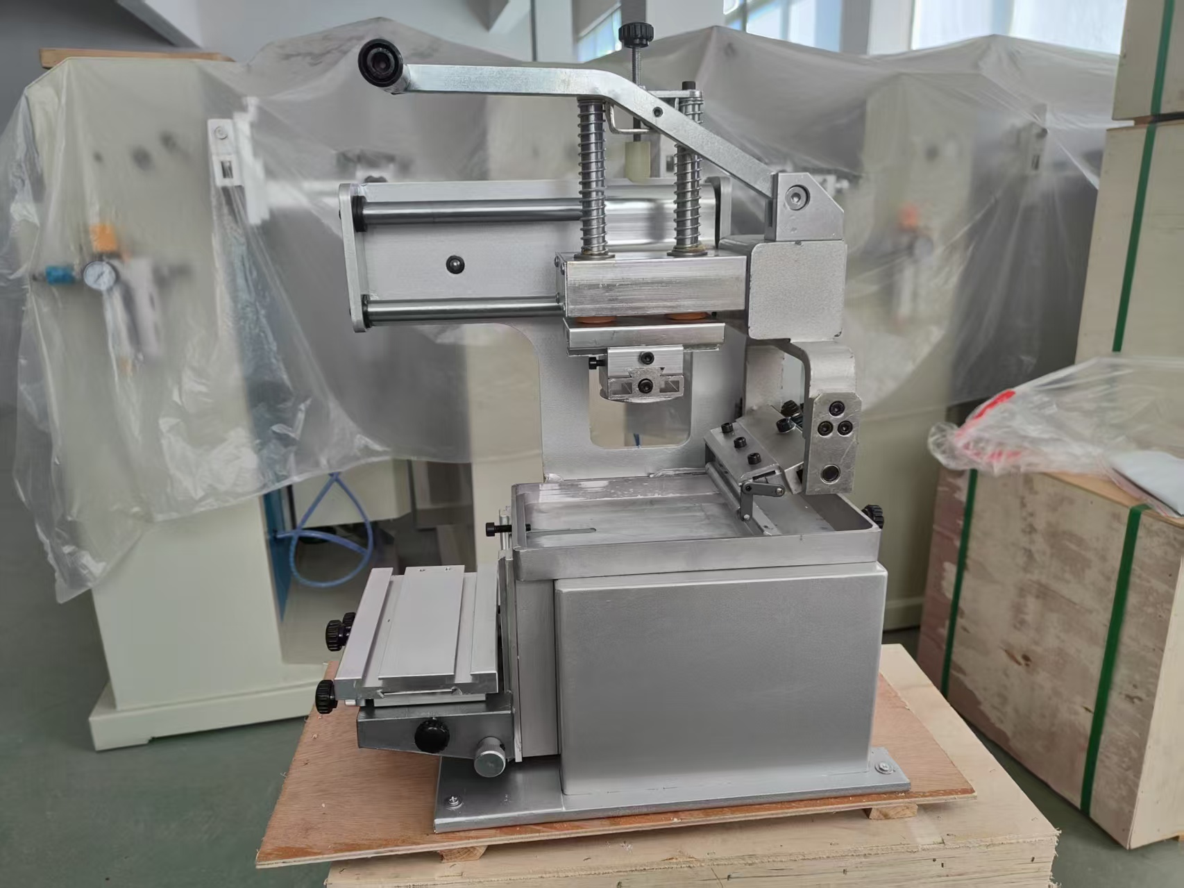 저렴한 수동 패드 인쇄기, 불규칙한 표면용 데스크탑 패 - Commercial Printing Operations 리뷰 및 가격